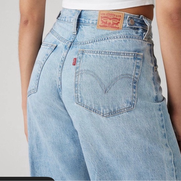 Levi's Women's baggy Jeans with tabs at waist - Picture 5 of 15